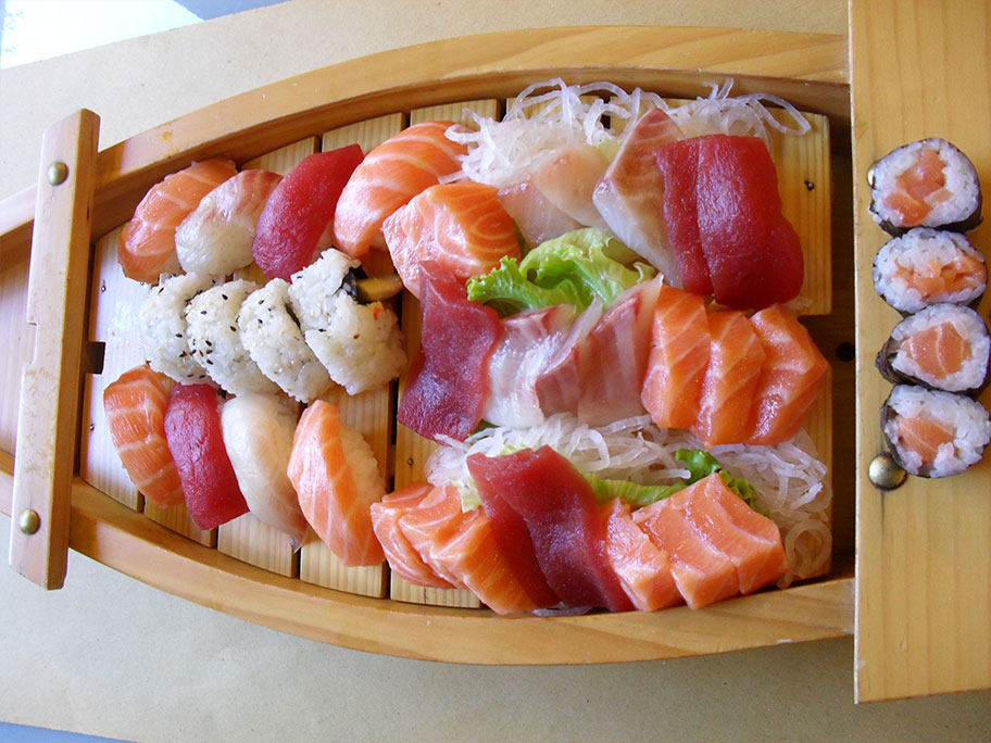 SUSHI SASHIMI per 2