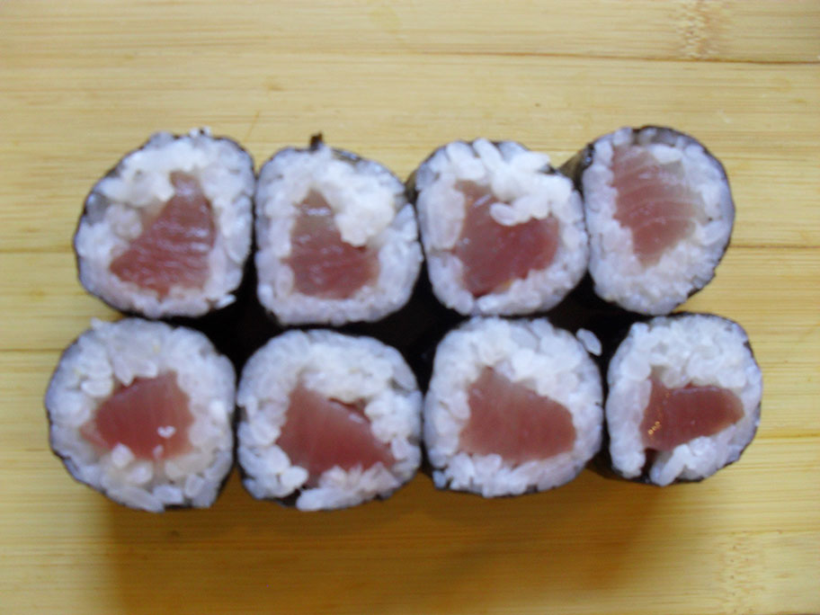 HOSOMAKI TONNO
